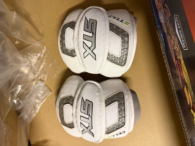 Medium/Large Adult STX Arm Pads (Used)