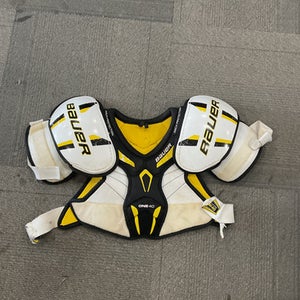 Used Bauer One 40 Senior Shoulder Pads Sm 11614-s000237909