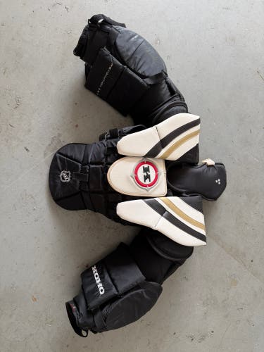 Small Koho Revolution 587 Goalie Chest Protector (Used)