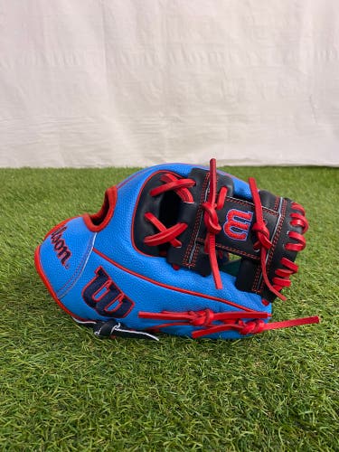 Wilson A2000 RH Infield Baseball Glove | 11"