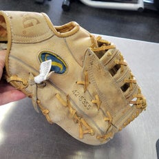 Used Spalding Rod Carew 12.5 Bb Sb Glove Rh Throw None 12 1 2" 11497-s000158673
