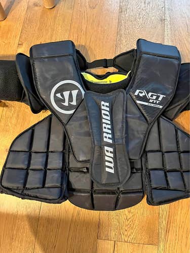 Warrior Ritual Goalie Chest Protector (XXL Intermediate)