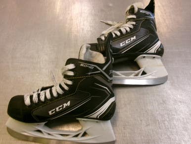 Used Ccm 9040 Junior Hockey Skate Junior 04 11339-s000202707