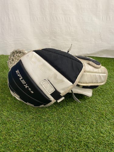CCM Extreme Flex 5.9 Goalie Glove | Senior Size (Regular)