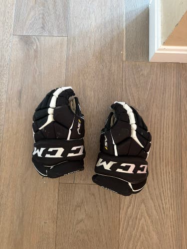 CCM Super Tacks AS1 Gloves 13" (Used)