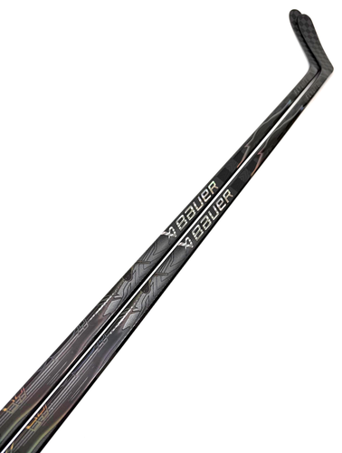 2 pack Bauer Vapor Flylite LH 77 Flex Custom P28 ( Hossa )