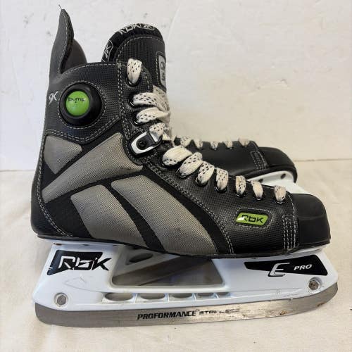 Senior Size 8 Reebok 5K Pump Ice Hockey Skates