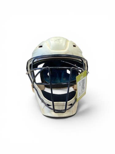Used Easton Catchers Helmet W Chin Catchers Helmet W Mask White Lg 11846-s000106271
