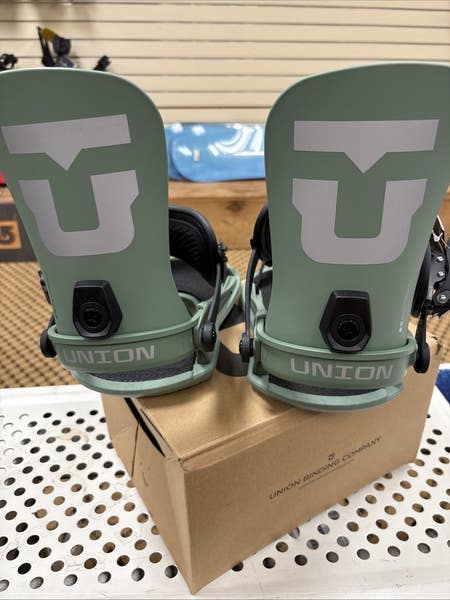 【今期】【美品】 UNION STRATA 25-26 M OliveGreen Union Strata Men's Size Medium Snowboard Bindings NEW 25/26 (Color