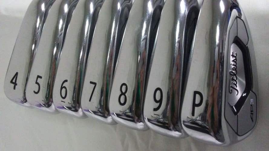 Titleist AP3 718 Irons Set 4-PW (Graphite Recoil ESX, Regular) +.75" LONG Clubs