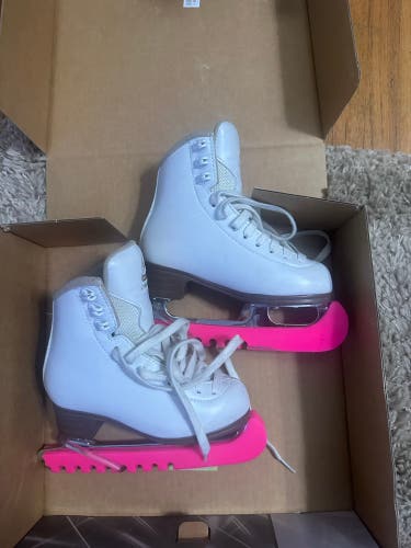 Jackson Ultima Mystique Figure Skates Junior 12 Preowned