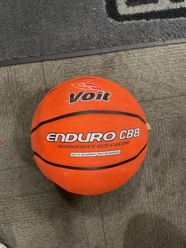 Used Voit Enduro Cb8 Basketball Inter Indoor 11614-s000238527