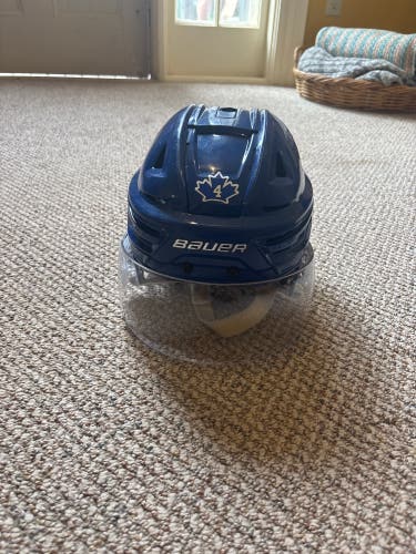 Medium Bauer Re-Akt 150 Helmet (Used)