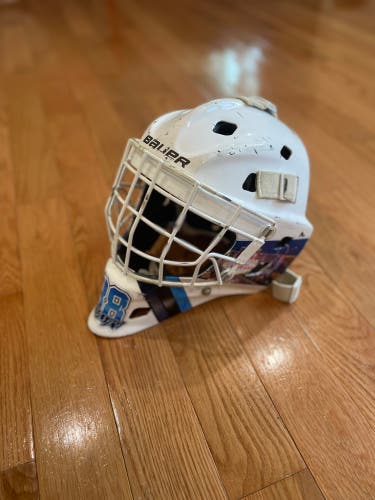 Excellent Condition Senior Small Bauer NME One Goalie Mask Pro Stock (Used)