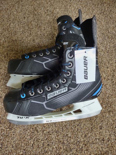 2016 Bauer Nexus N77 Hockey Skates Regular Width 9 (New)