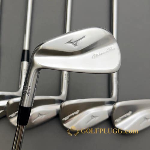 Left-Handed Mizuno Pro 241 Iron Set 4-PW / KBS Tour Steel, Stiff (267)