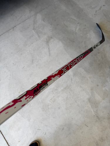 Senior CCM FT9 Pro Right Handed Hockey Stick P29 70 Flex (New)