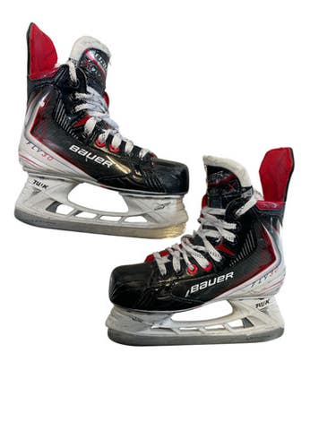 Used Bauer Fly 30 Junior Hockey Skate Junior 03.5 11873-s000242381