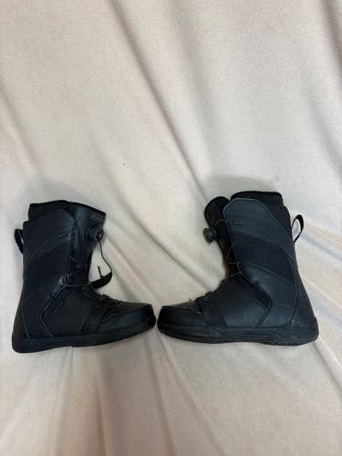 Men's Size M 9.5 (W 10.5) Ride Anthem Snowboard Boots (Used)