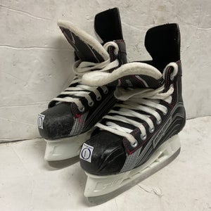 Used Bauer Vapor X200 Junior Hockey Skate Black Junior 01 11855-s000205919