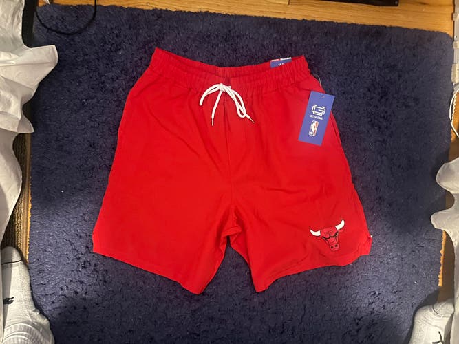 Chicago Bulls Red Medium Men's Shorts (New)