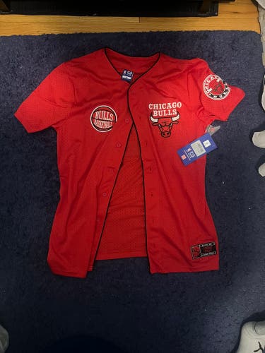 Chicago Bull’s Red Medium Men's Jersey (New)