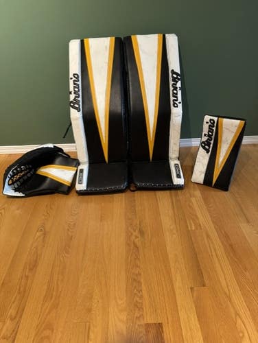 33" 2025 Brian's Iconik 2 Goalie Full Set Pro Stock (Used)