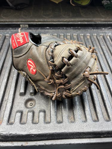 Rawlings Premium Series RH Catcher's Baseball Glove 32.5" (Used)