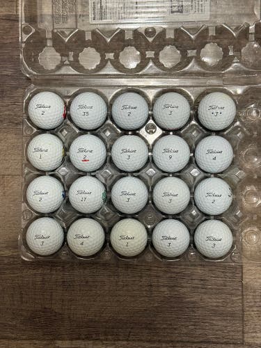 20 Titleist Pro V1 Golf Balls - 5A MINT CONDITION ONLY