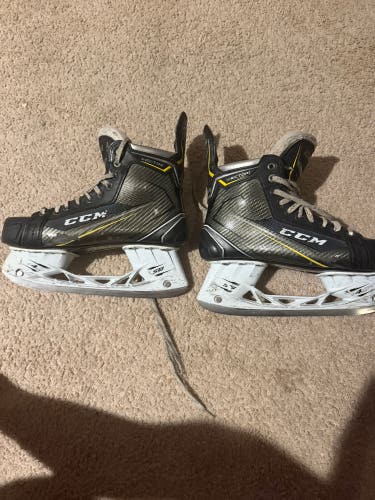 2022 CCM Tacks Vector Hockey Skates Regular Width 8.5 (Used)