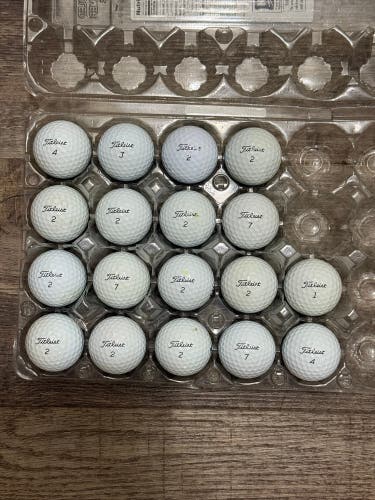 18 Titleist Pro V1 Golf Balls - 4A Near-Mint Condition