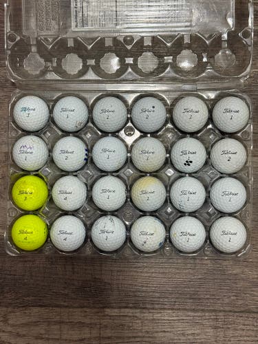 24 Titleist Pro V1 Golf Balls - 3A Condition