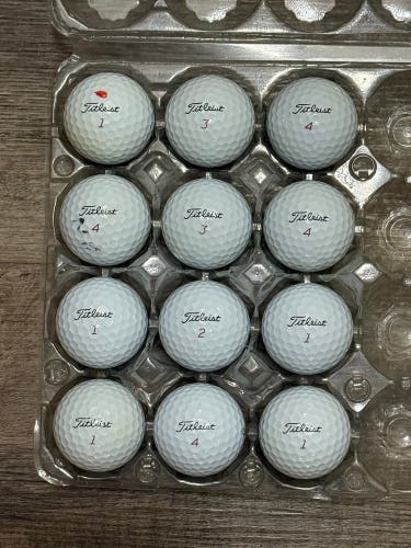 12 Titleist Pro V1x Golf Balls - 5A MINT CONDITION ONLY