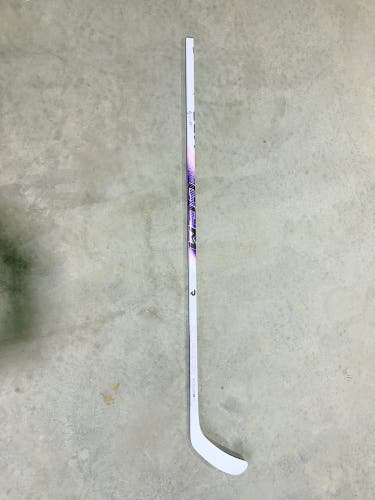 Senior CCM Trigger 10 Pro Right Hand Hockey Stick P29 75 Flex Pro Stock - White (New)