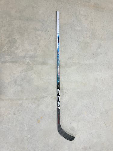 Senior CCM JetSpeed FT9 Pro Right Hand Hockey Stick P90TM 75 Flex Pro Stock (New)