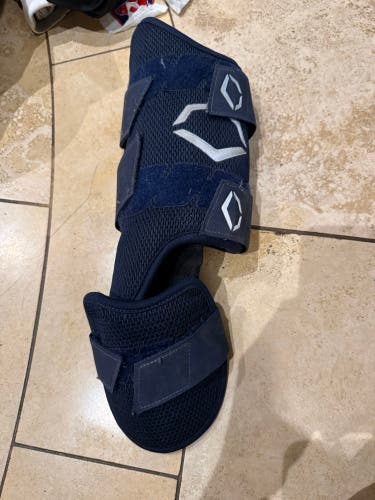 Blue Senior EvoShield Leg guard Shin Guards (Used)