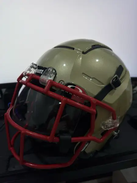 f7 football helmet visor Schutt AiR Youth Elite (Virginia Tech 5-Star Helmet) tune the fit Designed with a groundbreaking onboard AiR SHOC Zero G+ Football Visor