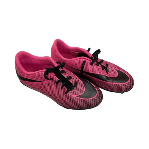 Used Nike Soccer Cleats Pink Junior 05.5 11859-S000031896