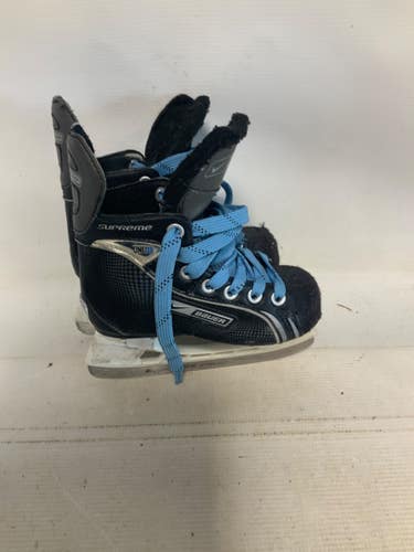 Used Bauer SUPREME ONE05 Junior Hockey Skate Junior 01 11823-S000040532