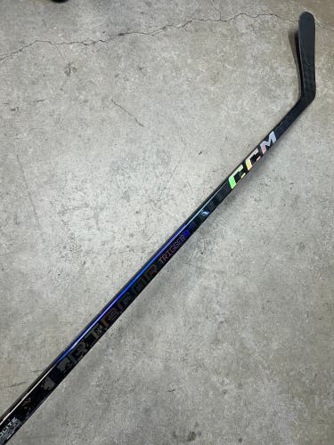 90 Flex P29 Senior CCM RibCor Trigger 9 Pro Left Hand Hockey Stick Pro Stock (New)