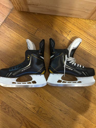 Custom Bauer Supreme TotalOne NXG Hockey Skates Regular Width 9.5 (New)