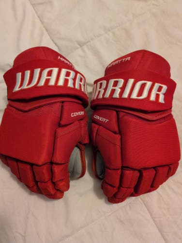 Warrior Covert QRE Pro Gloves 14" Pro Stock Detroit Red Wings