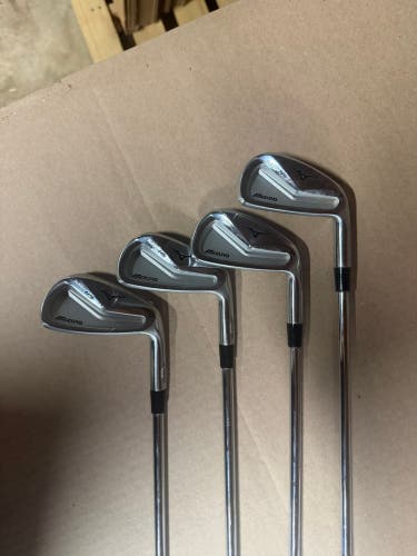 Men's 2009 Mizuno MP-H5 Right Handed Iron Set 4 Pieces (Used)