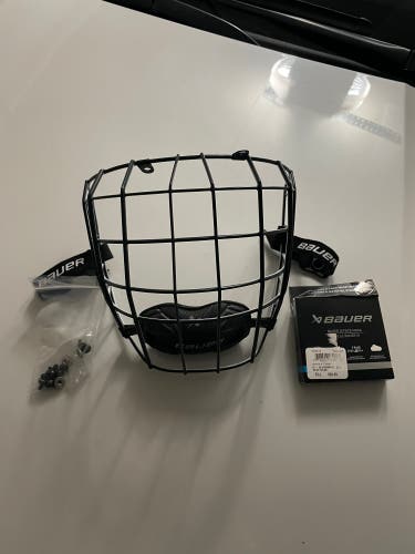 Large Bauer Profile III Oreo Cage (New)