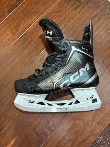Black 2024 CCM Tacks XF 70 Hockey Skates Regular Width 10 (Used)