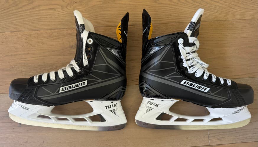 Bauer Supreme Comp Hockey Skates Regular Width Senior 8.5 (New)