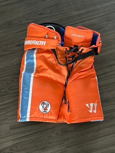 Junior Medium Warrior Covert Hockey Pants (Used)