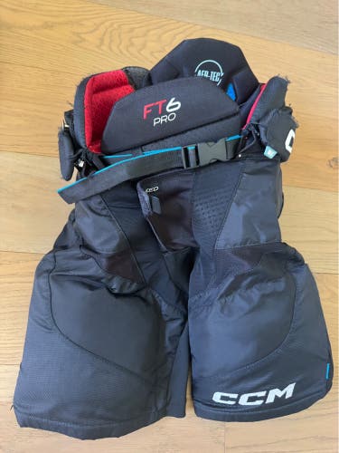 Men's Senior Small CCM JetSpeed FT6 PRO Hockey Pants (Used) BLACK