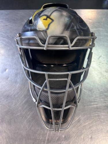 Used Under Armour UAHG3A-1 Catchers Helmet w/Mask Black LG 11868-S000070451