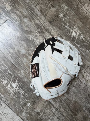 RAWLINGS LIBERTY ADVANCED 33” FASTPITCH SOFTBALL CATCHER’S MITT: RLACM33RG